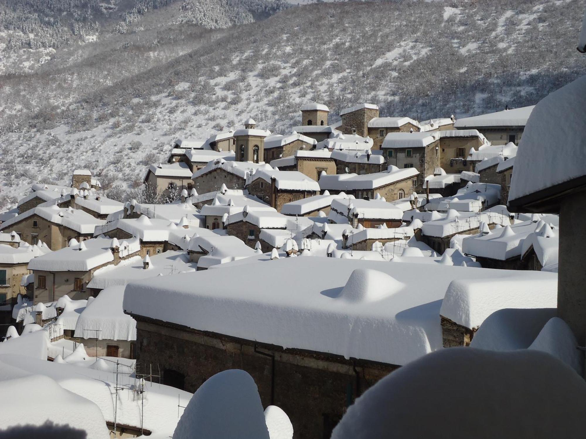 La Dimora Di D'Annunzio Bed and Breakfast Scanno Eksteriør billede