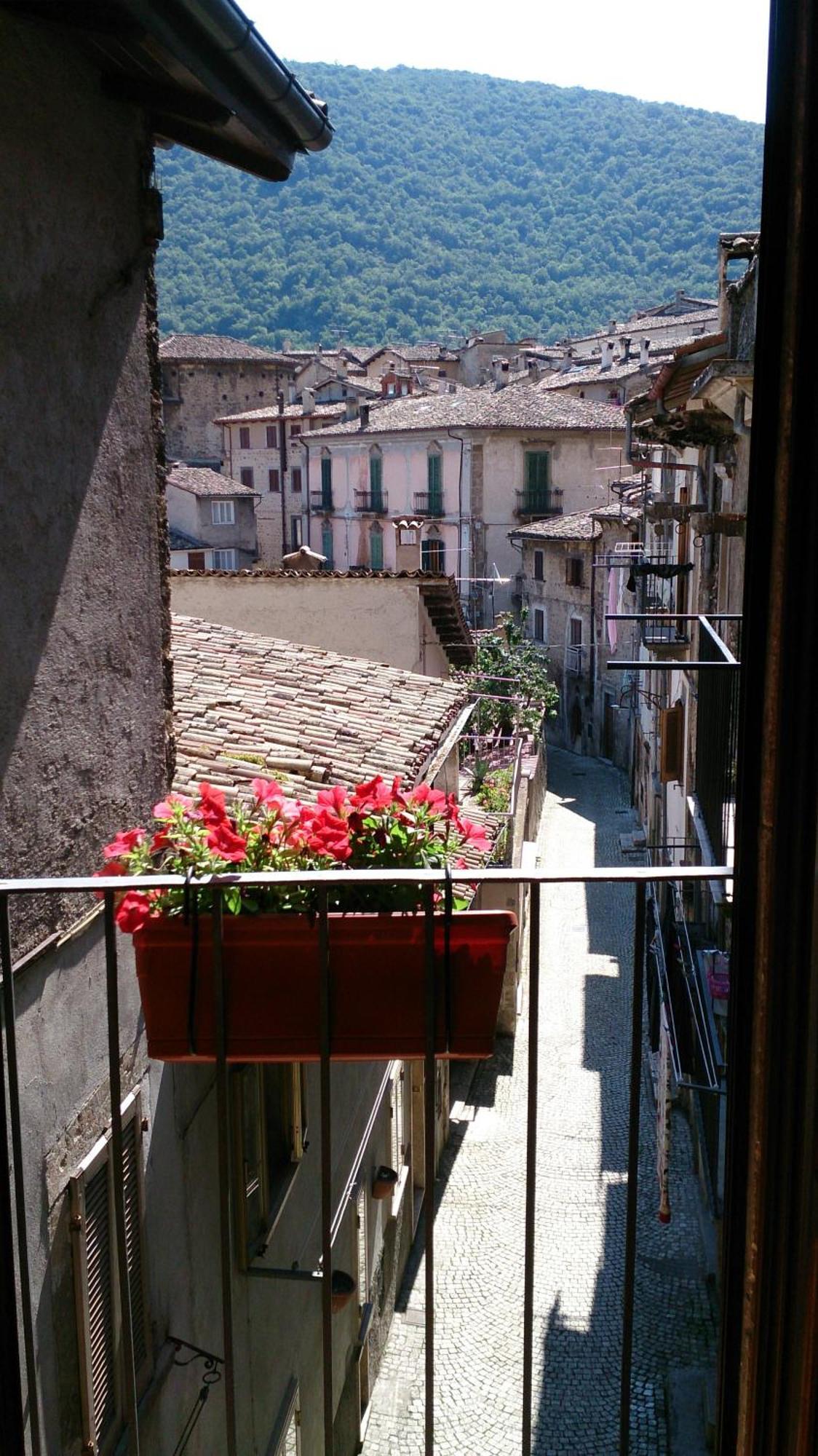 La Dimora Di D'Annunzio Bed and Breakfast Scanno Eksteriør billede